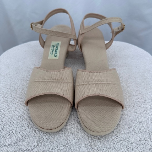 Outdorables Daniel Green Women's Aloha Sandal 9.5N Tan Adjustable Buckle Ankle - Picture 2 of 10